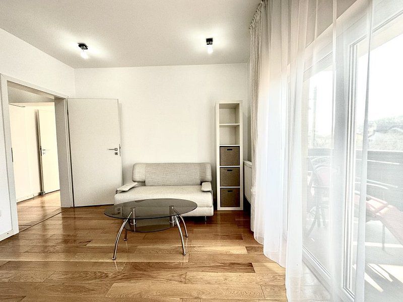 Apartament elegant -curte proprie - garaj - Poză 25