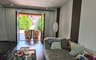 Vand Casa 2 corpuri, P+E, Romanilor, 4 cam, curte, zona de gratar, etc - Poză 25