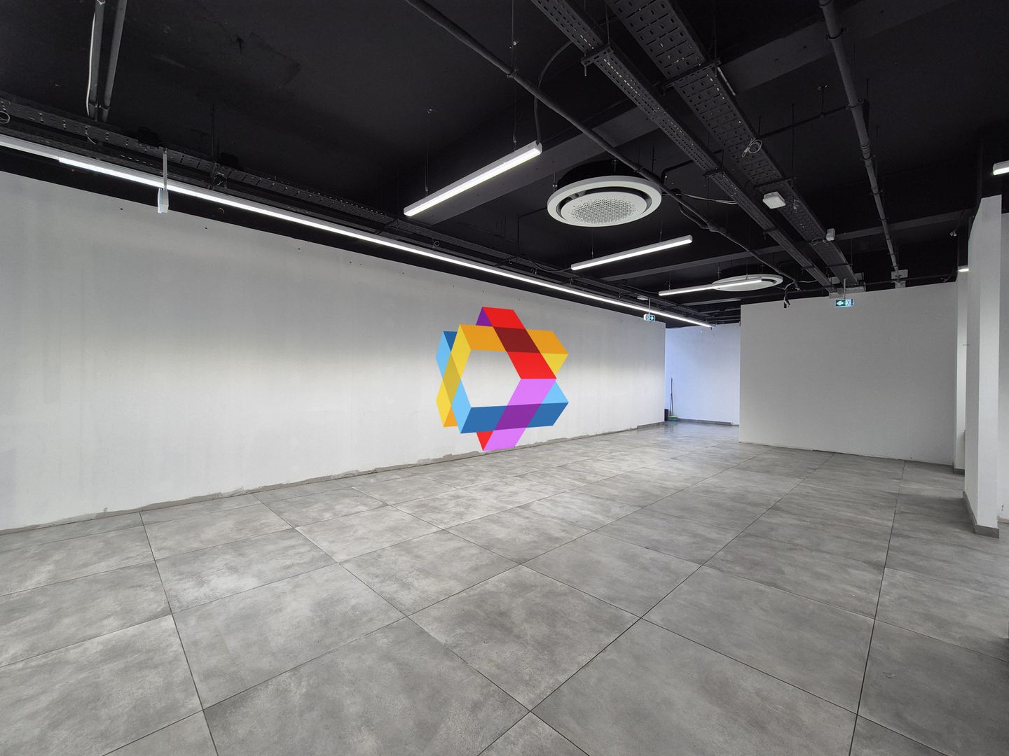 Spatiu comercial de inchiriat Brasov cu vad - 192 mp - Poză 4