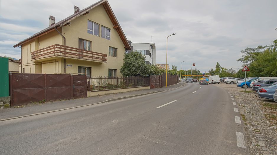 Confort de apartament, libertate de casă – 3 camere, curte și garaj - Poză 3