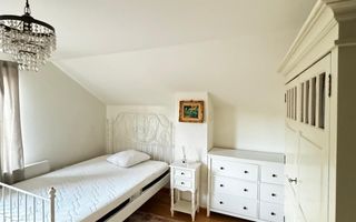 Casa individuala cu 5 camere si gradina in Colonia Sopor - Poză 11