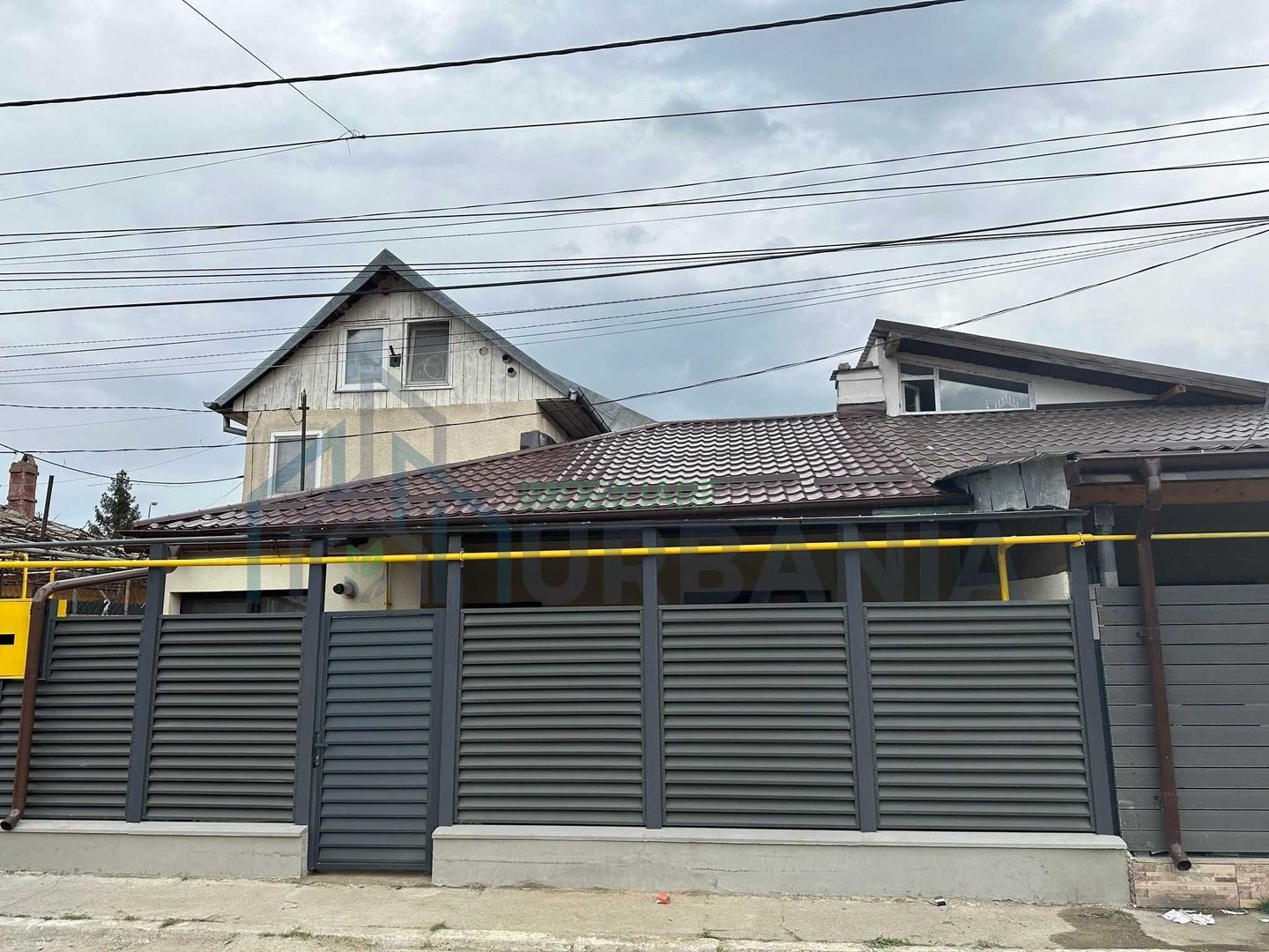De vânzare – Casă pe un singur nivel, complet renovată, în zona Galata, Iași - Poză 1