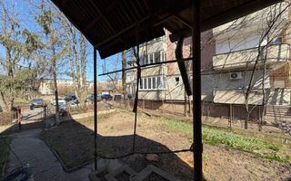 Casa de vanzare cu 446 mp teren si garaj, situata in zona centrala - Poză 14