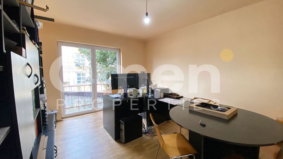 Apartament cu 2 camere, la etaj intermediar, situat Ultracentral - Poză 1