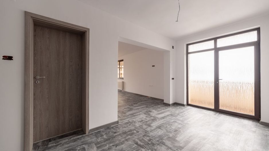 Casă spațioasă P+1+M – Izvorani, Ștefănești | Ideală pentru 2 familii! - Poză 12