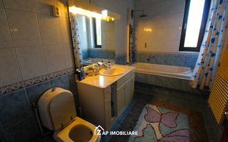 Unirii - Casa Zona Romcab -  400mp - 1259 mp teren - Garaj dublu - piscina - Poză 37