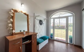 Casa cu teren generos si gradina spectaculoasa – Comuna Cuca, Arges! - Poză 17