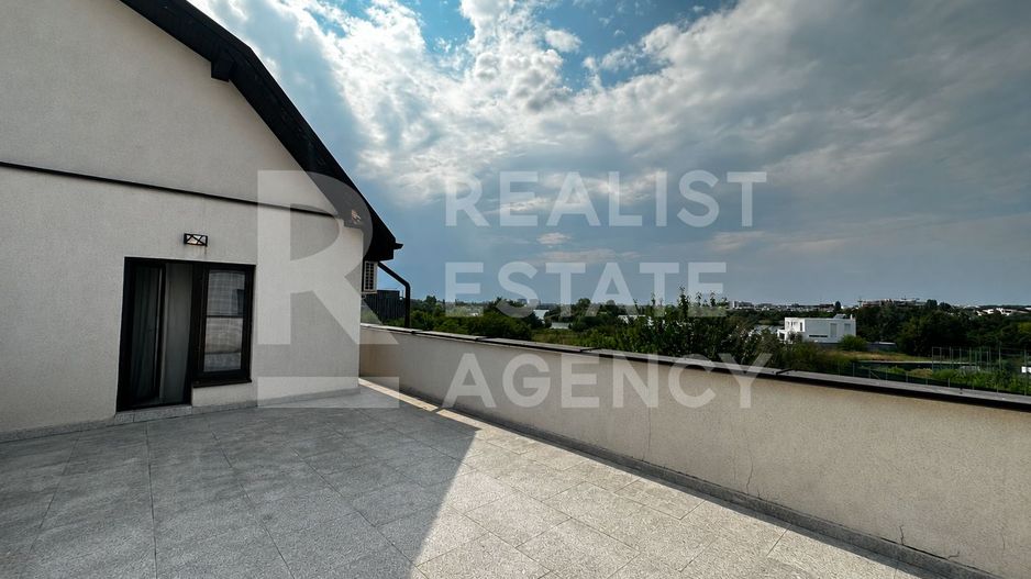 Închiriere, Penthouse cu 2 camere + loc de parcare - Poză 12