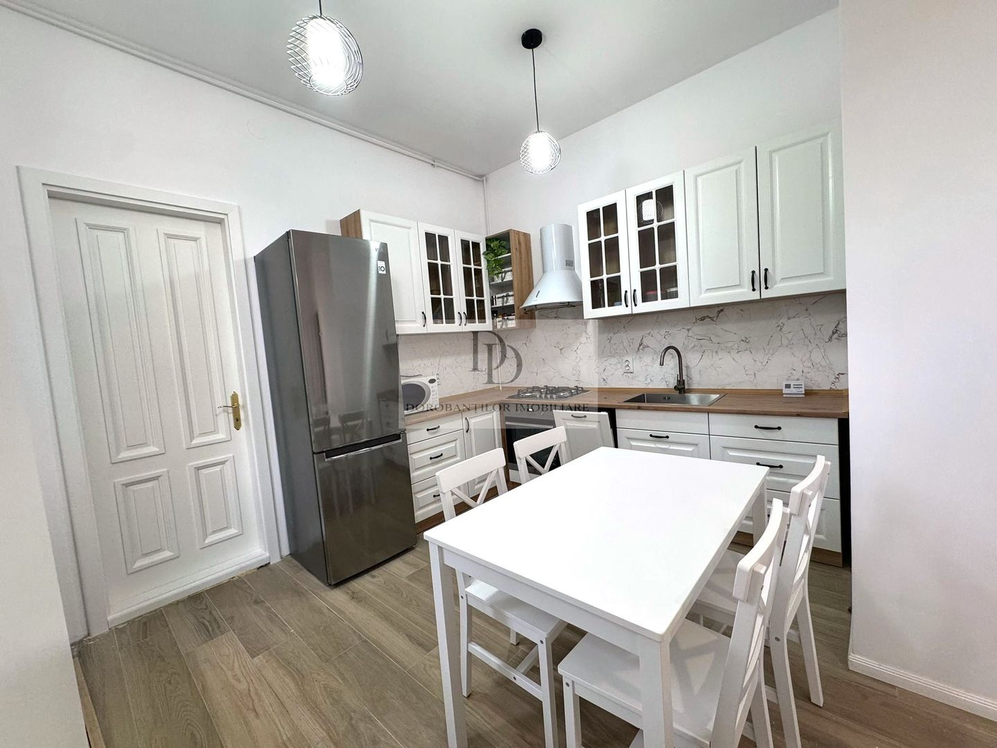 Apartament cu 3 camere Ultracentral | Parcare inclusă | Zona Horea - Poză 4