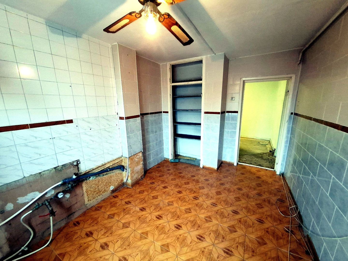 Apartament 3 camere | Strada Castanilor, Bacău - Poză 18