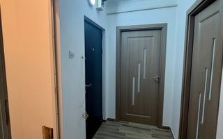 Apartament cu 3 camere et 1 + garaj - Poză 8