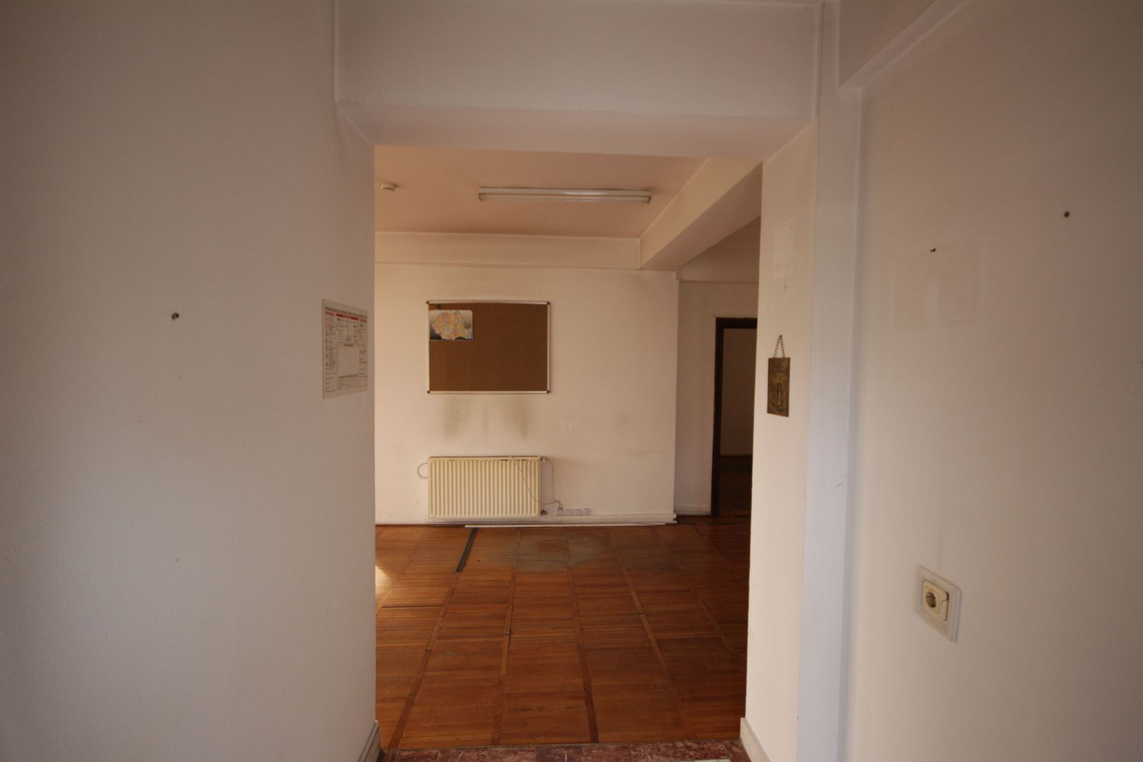 Imobil destinatie birouri + depozit - Poză 26