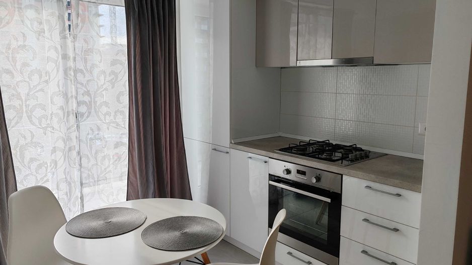 2 camere modern, parcare inclusa, centrala, pet friendly, terasa - Poză 1