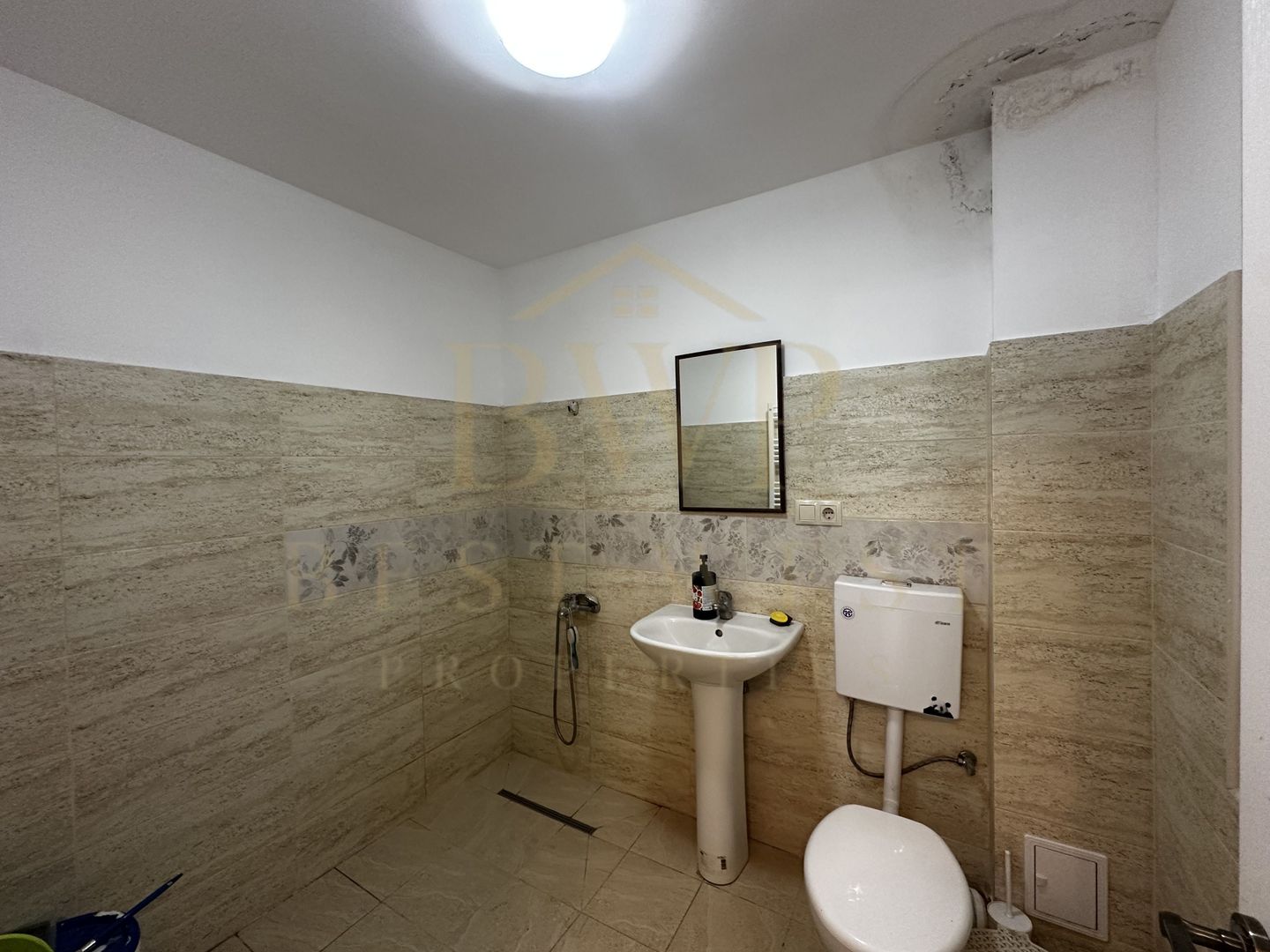 Apartament 2 camere, curte, Braytim - Poză 9