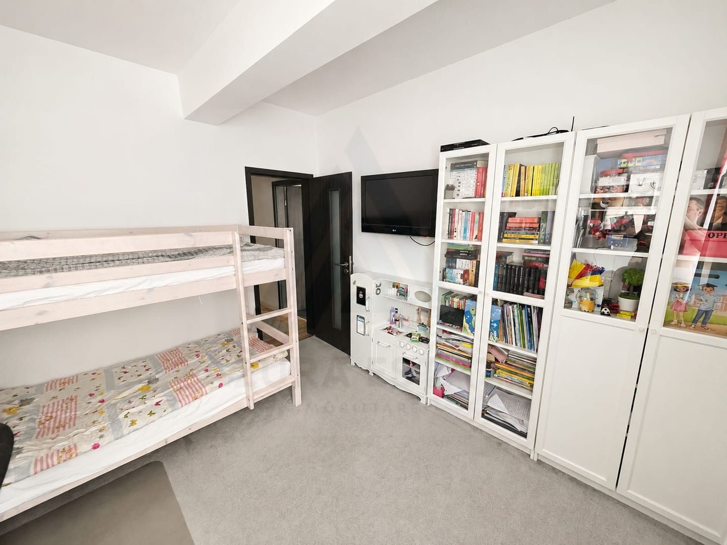 Apartament 3 camere etaj 2 78 mp utili balcon si parcare Turnisor - Poză 6