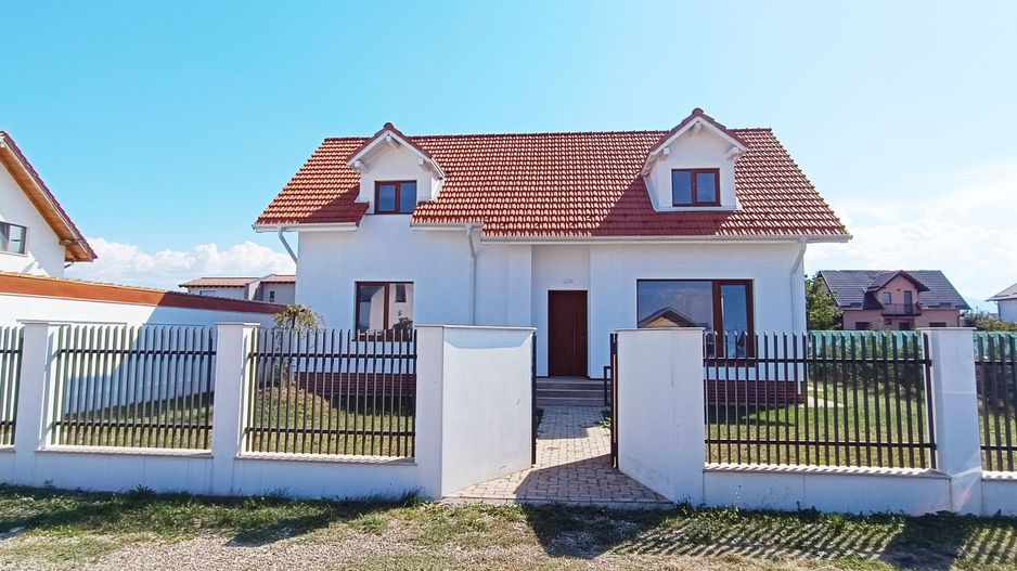 Vila cu stil in Izvor-Tarlungeni - Poză 17