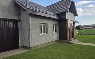 Casă P+M cu garaj, mansardă amenajabilă și teren de 500 mp în Dancu - Poză 3