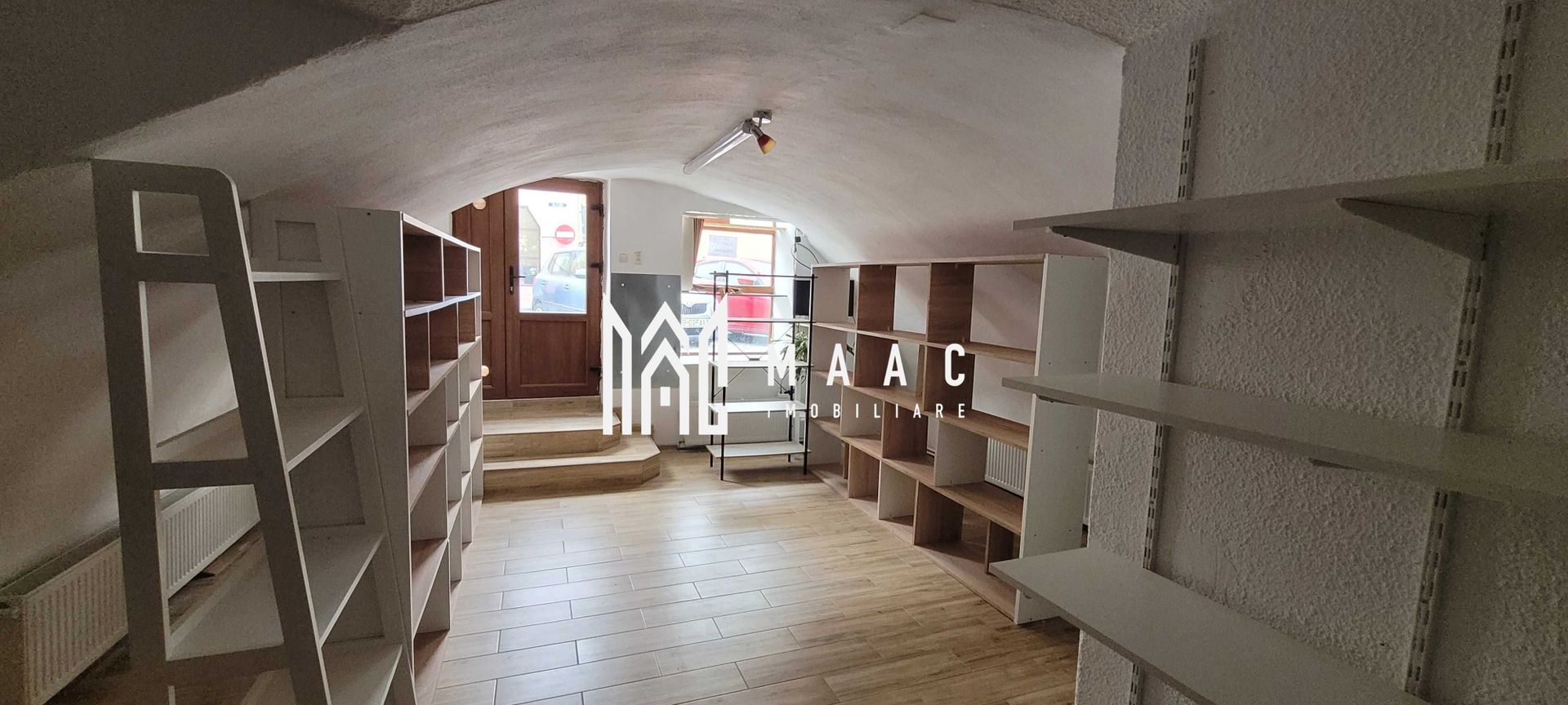 Spatiu comercial de închiriat | Central | Orașul de Jos - Poză 1