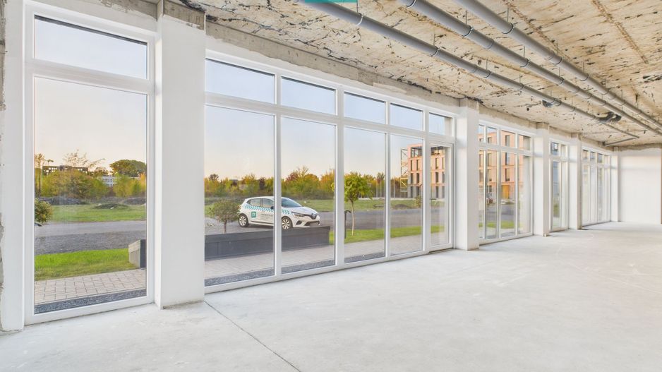 Spațiu comercial 208 mp + 5 parcări, Zona Aradului - Poză 3