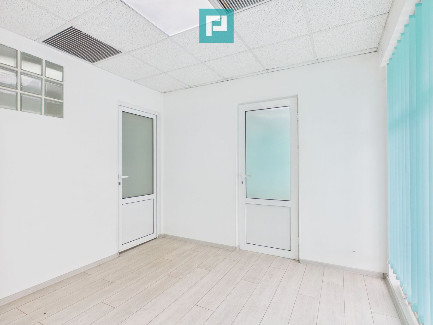 Spațiu de birouri Premium de închiriat - 77 mp - Poză 14