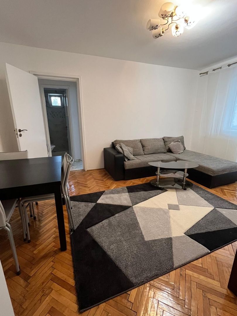 Apartament cu 3 camere mobilat,cartier Astra-Neptun - Poză 5