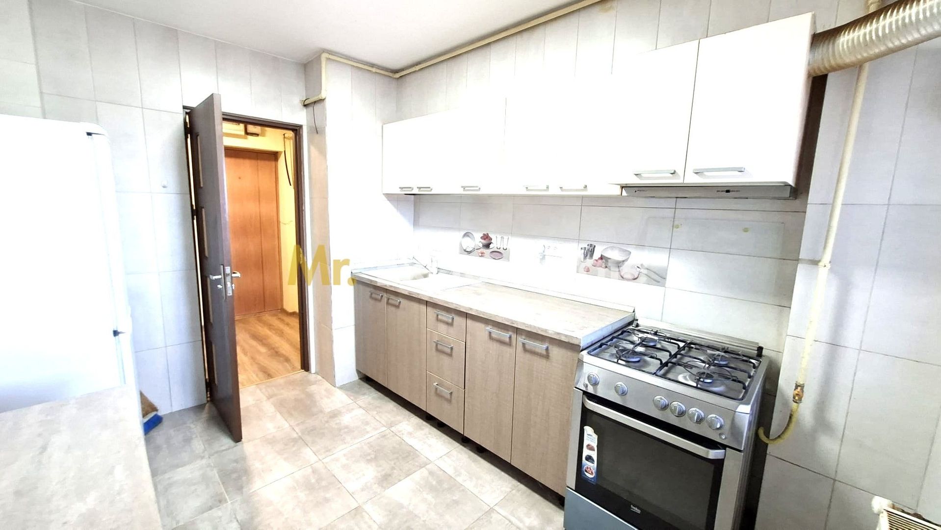 Apartament 3 camere Ultracentral-Pitesti-Bloc Mobilux etaj intermediar - Poză 15