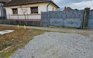 Casǎ renovabilă pe teren de 700 mp – Rontău - Poză 1
