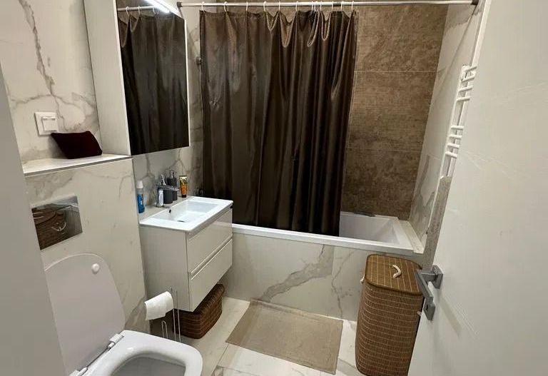 Apartament 2 camere Aviatiei de inchiriat disponibil imediat - Poză 6