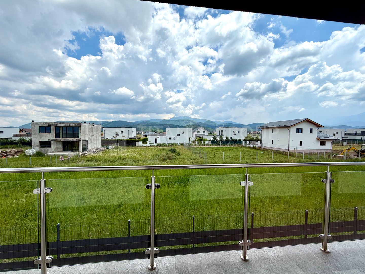 Casă premium 4 camere | Prima închiriere| 3 băi | Pet Friendly | Cristian - Poză 26