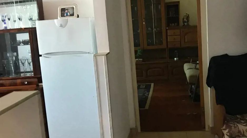 BRASADAS vinde ap 3 cam etaj 3/4 Carpati. - Poză 4