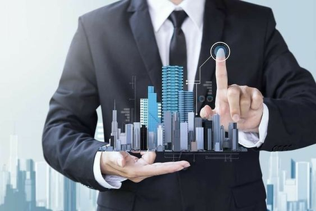 
    
    
    
    Consultantă imobiliară.
  
  
  