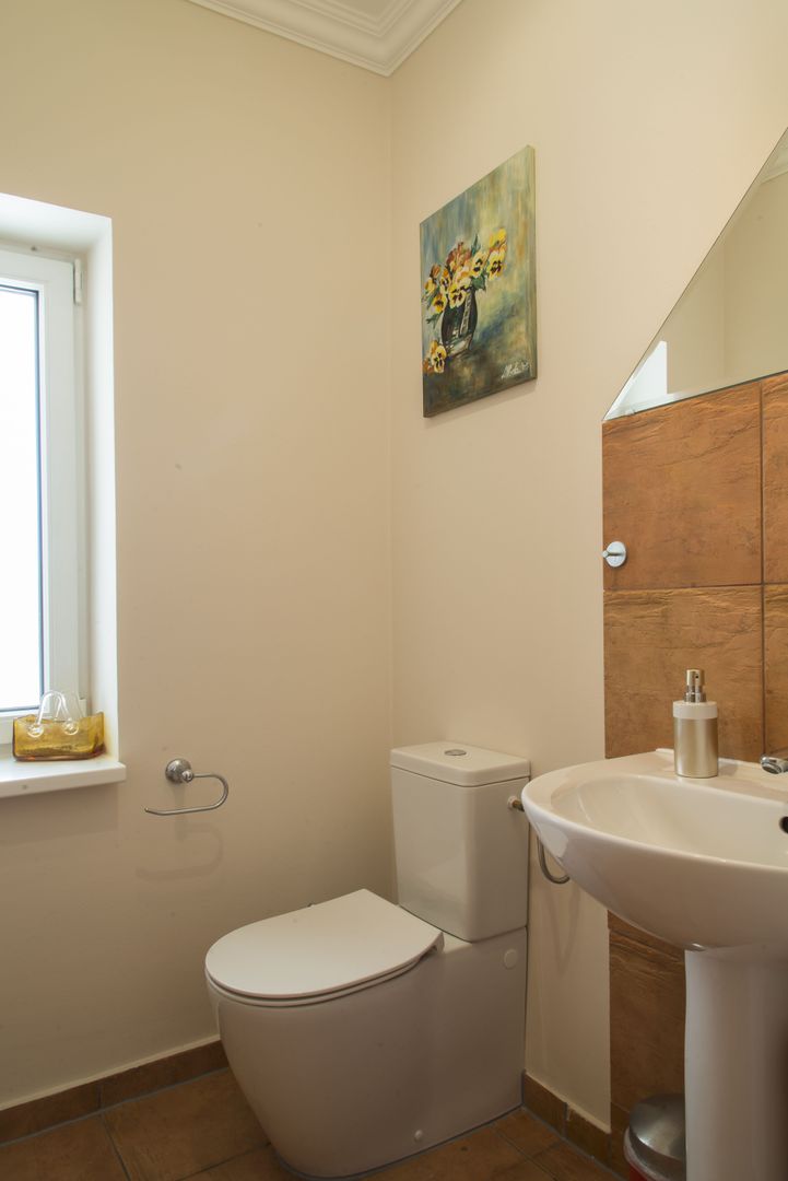 Generoasa si spatioasa - Poză 29