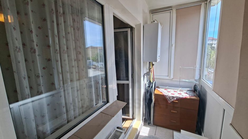 Apartament 3 camere 70 mp Parcul Sub Arini - Poză 9