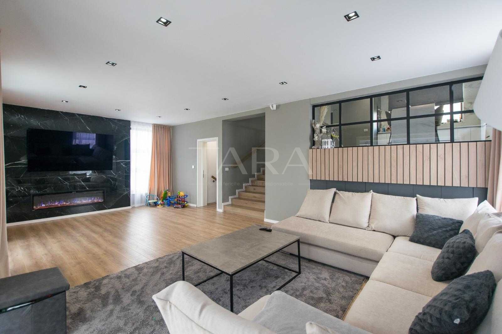 Vilă elegantă într-un cadru privat, cu vedere de excepție - Poză 2