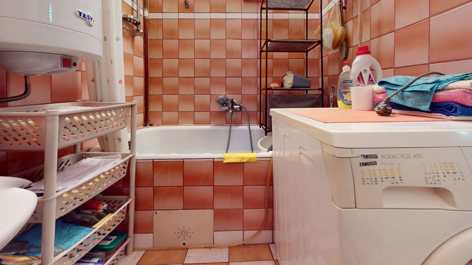 Apartament decomandat langa liceul de informatica - Poză 9