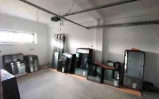 Casa 4 camere, 3 bai, garaj si curte larga, Sibiu Selimbar - Poză 11