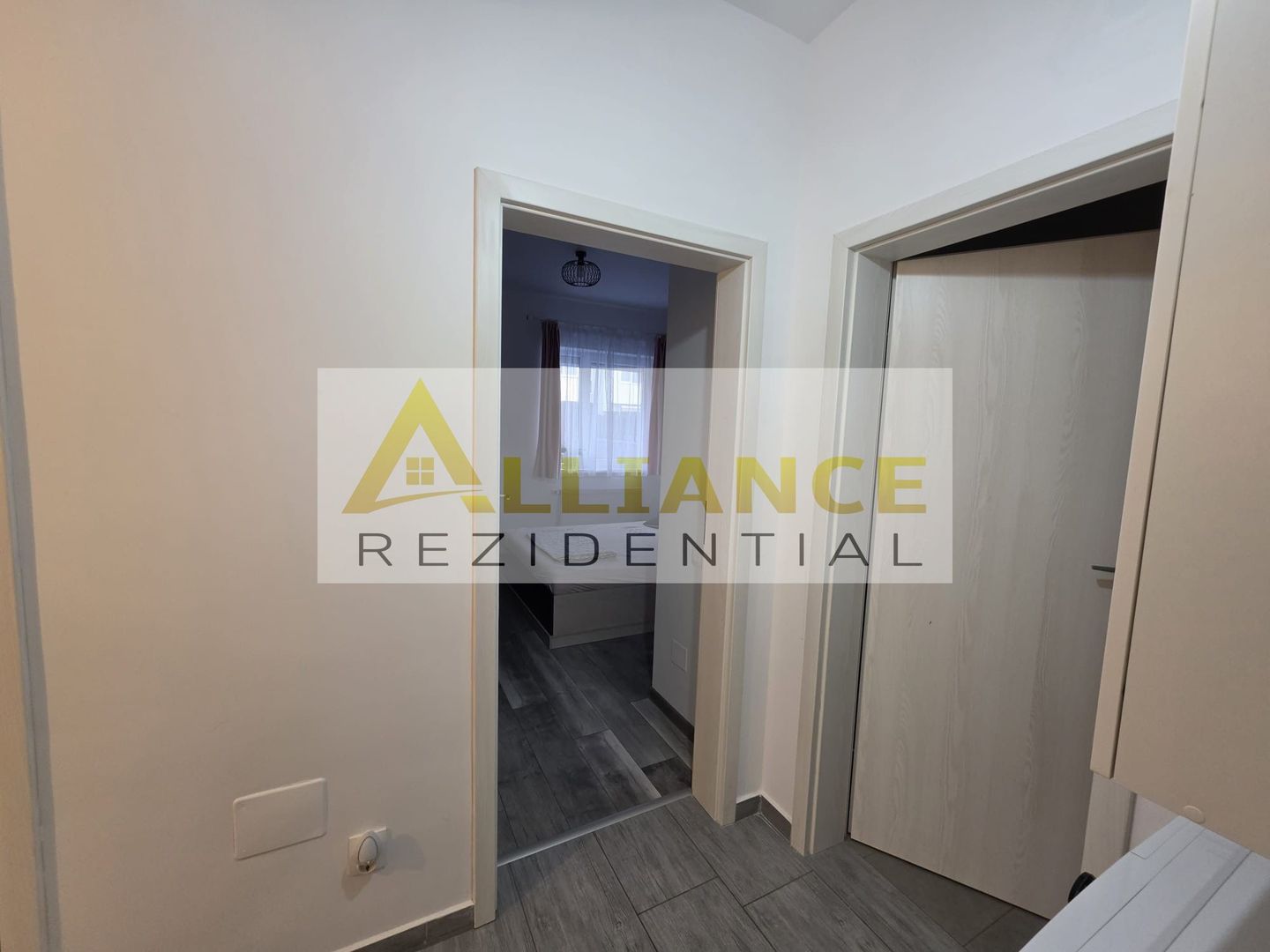 Apartament 2 camere cu curte Pasarela Berceni - Poză 19