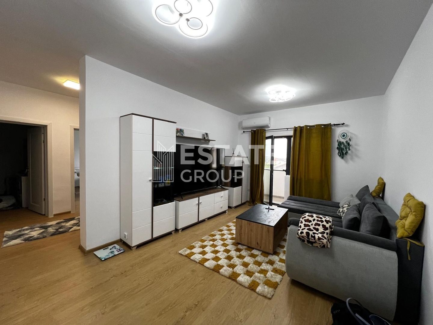 Apartament cu 3 camere in Giroc complet mobilat si utilat - Poză 1