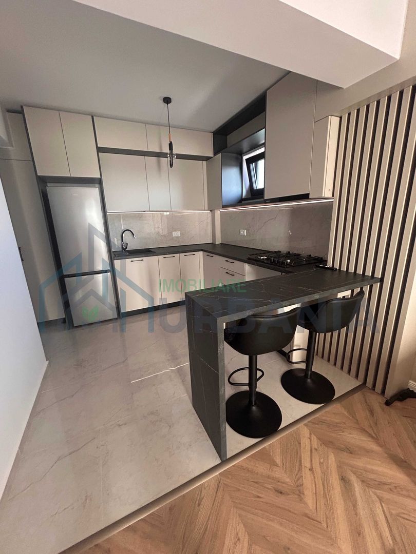 Inchiriez apartament 2 camere - Poză 3