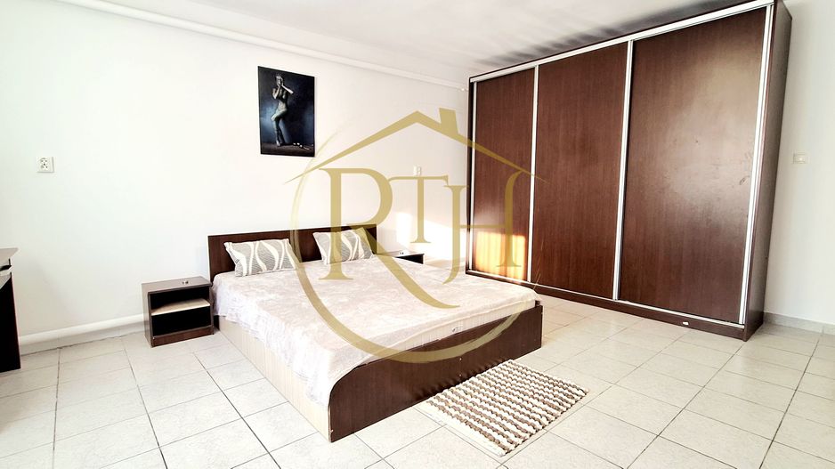 Oferim spre inchiriere casa spatioasa cu 2 camere, Zona Soarelui,cartier privat - Poză 2