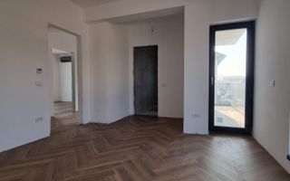 Vilă Individuală cu 700 mp Teren și Mansardă Amenajată - Poză 6