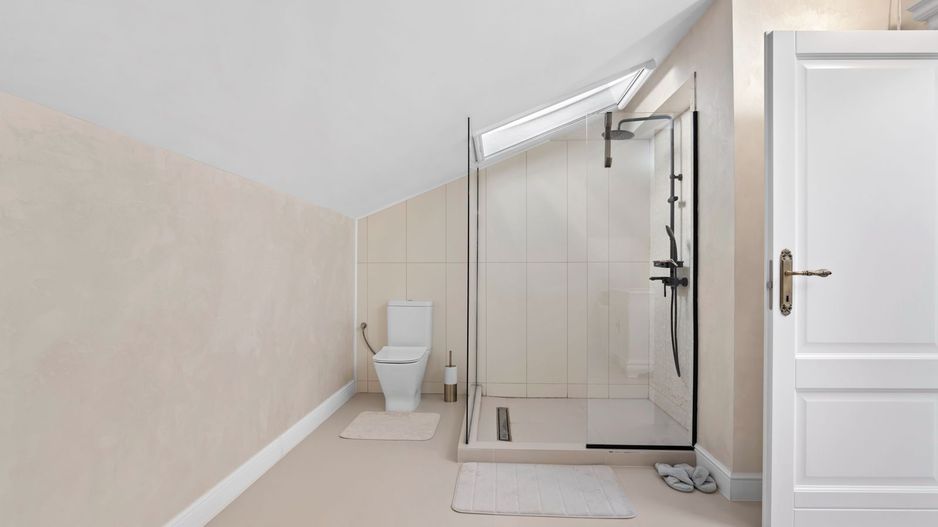 De Inchiri Vila premium complet consolidata LUX 7 camere Matei Basarab - Poză 23