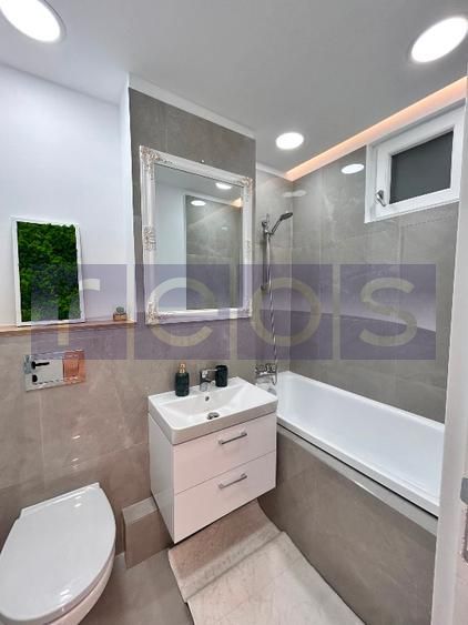 - Apartament 3 camere decomandat-renovat-Drumul Taberei metrou/parc - Poză 12