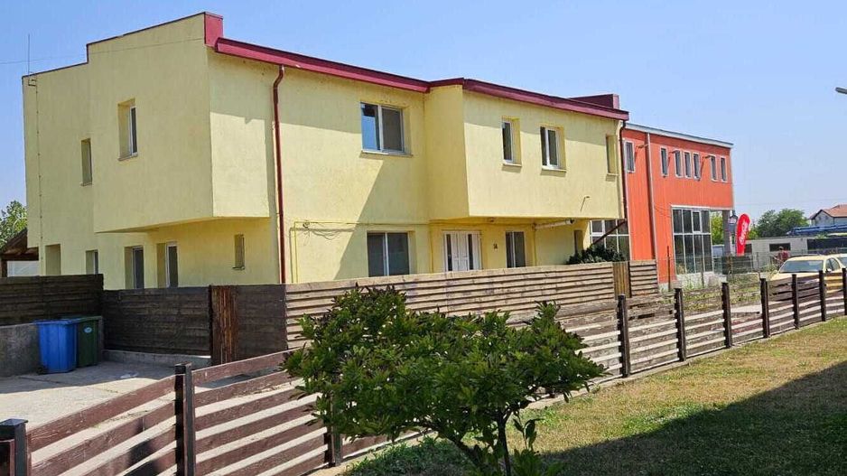 Vila,Parter+Etaj comuna Berceni 169000 eur - Poză 1