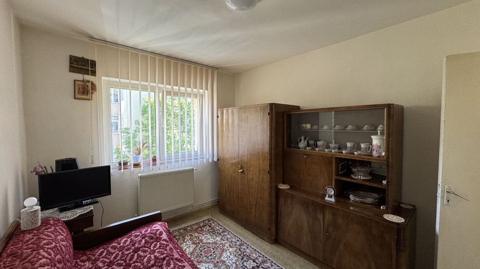 Apartament decomandat cu 3 camere in Centrul Civic, strada Mihai Viteazul - Poză 13