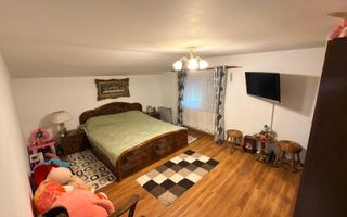 Casa 4 Camere - Curte Mare - Zona Linistita Popoveni - Poză 5