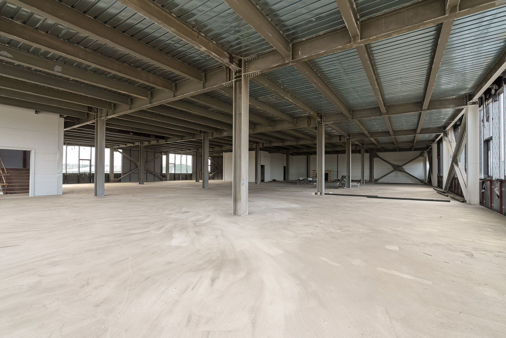 Stefanesti Center A3 Centura Spatiu 900mp cladire comerciala/birouri - Poză 12