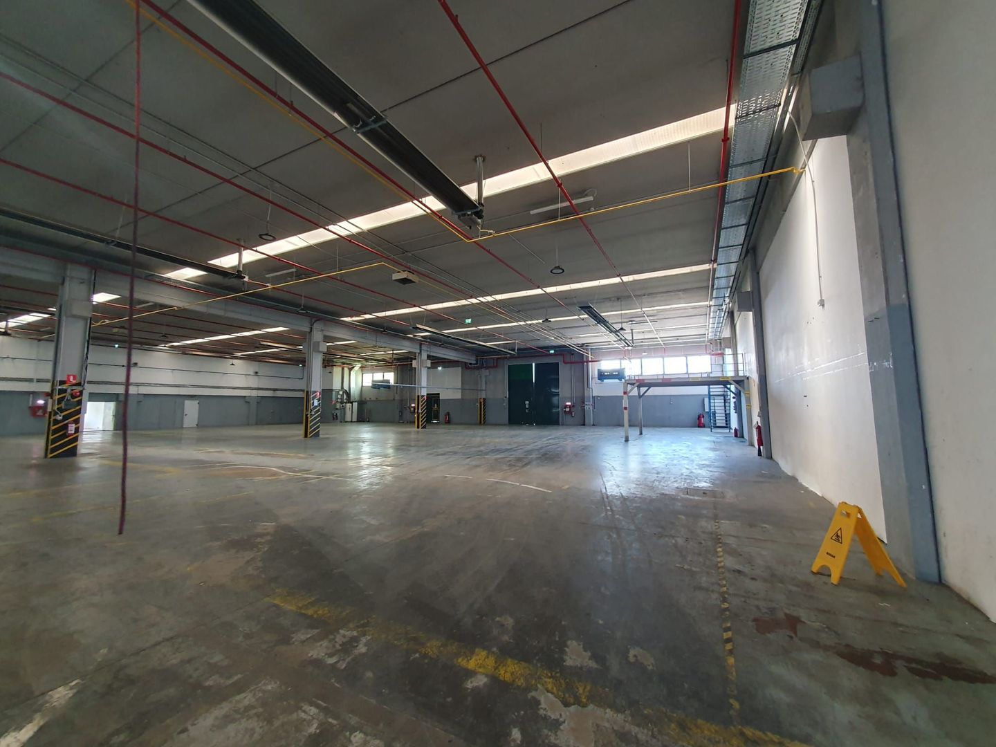 Hala productie /depozitare -zona C.  Sagului - Poză 5