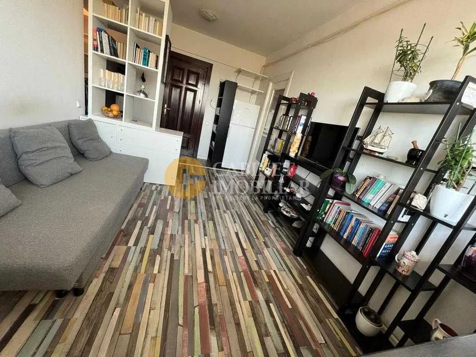 Apartament 3 camere,etaj intermediar,bloc nou,mobilat/utilat zona Galata - Poză 1