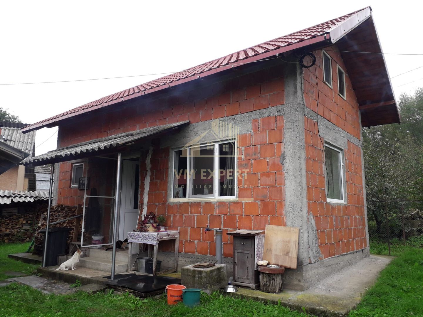 ANSAMBLU DE  CASE  C1 - C2, MALU CU FLORI, TEREN 1013 MP, PREȚ 75000 E - Poză 1